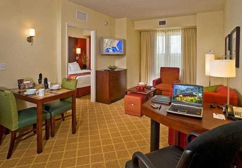 Residence Inn Tampa Suncoast Parkway At Northpointe Village Лутц Экстерьер фото